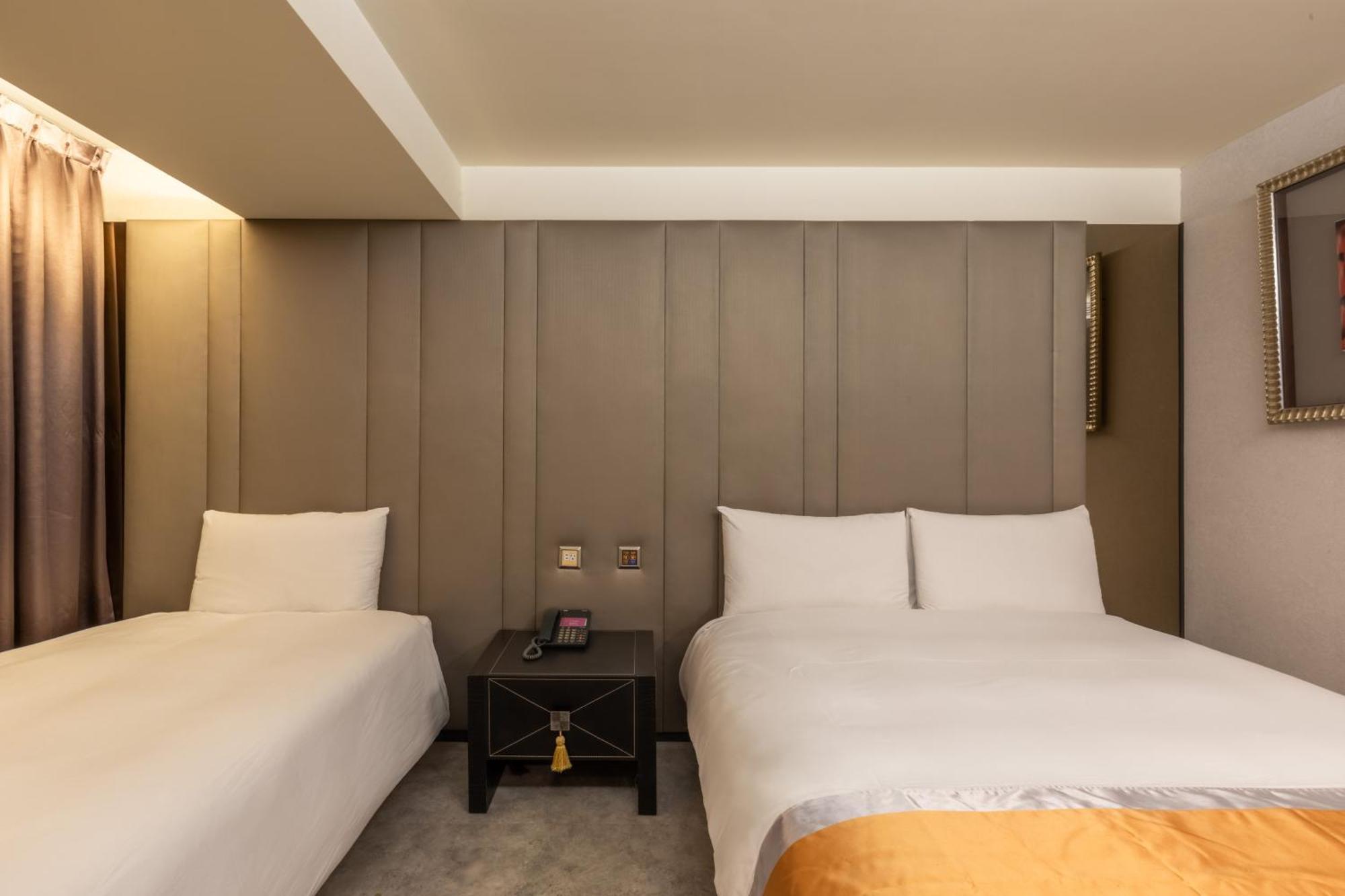 Ren Mei Fashion Hotel Đài Trung Ngoại thất bức ảnh