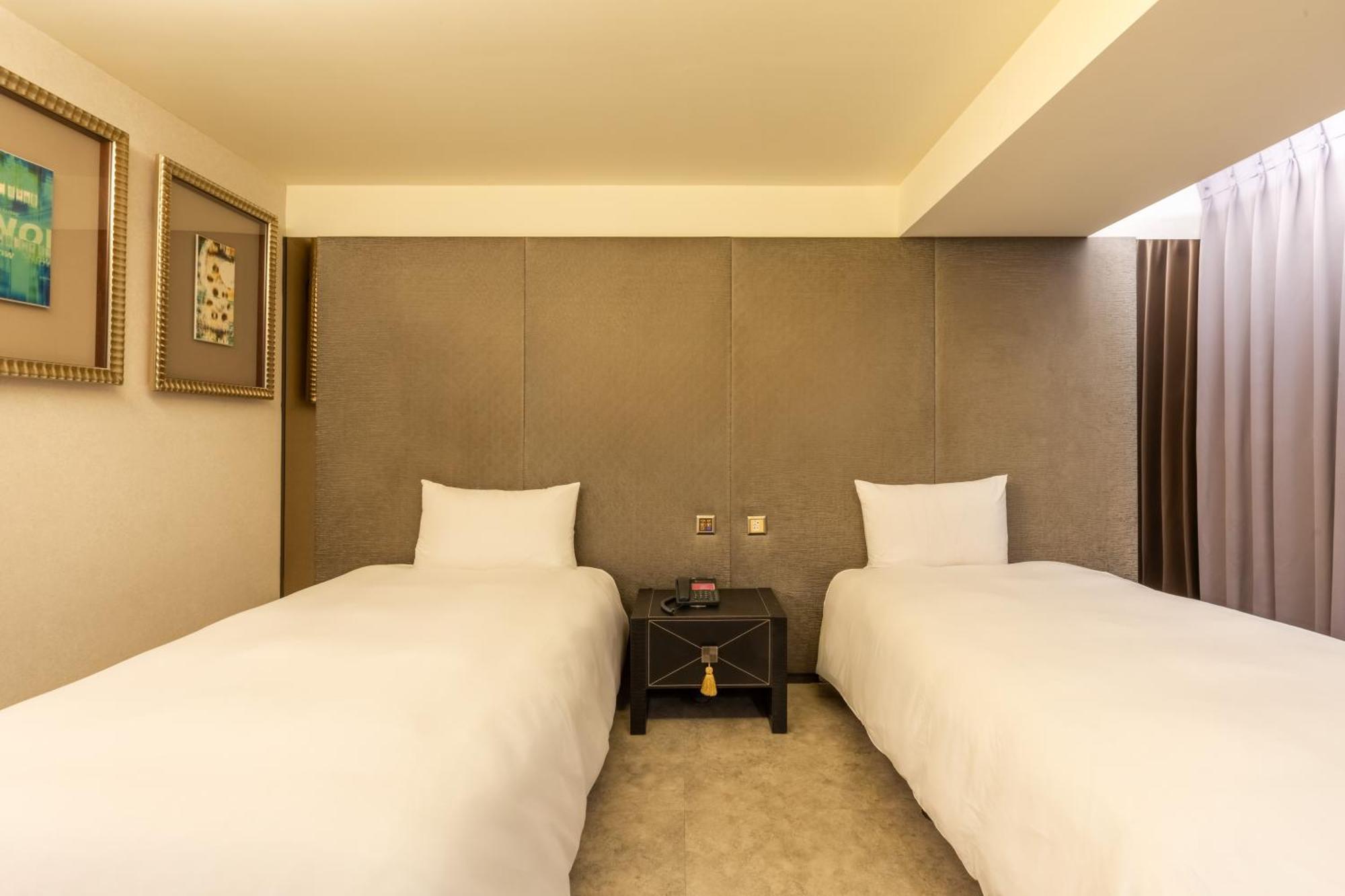 Ren Mei Fashion Hotel Đài Trung Ngoại thất bức ảnh
