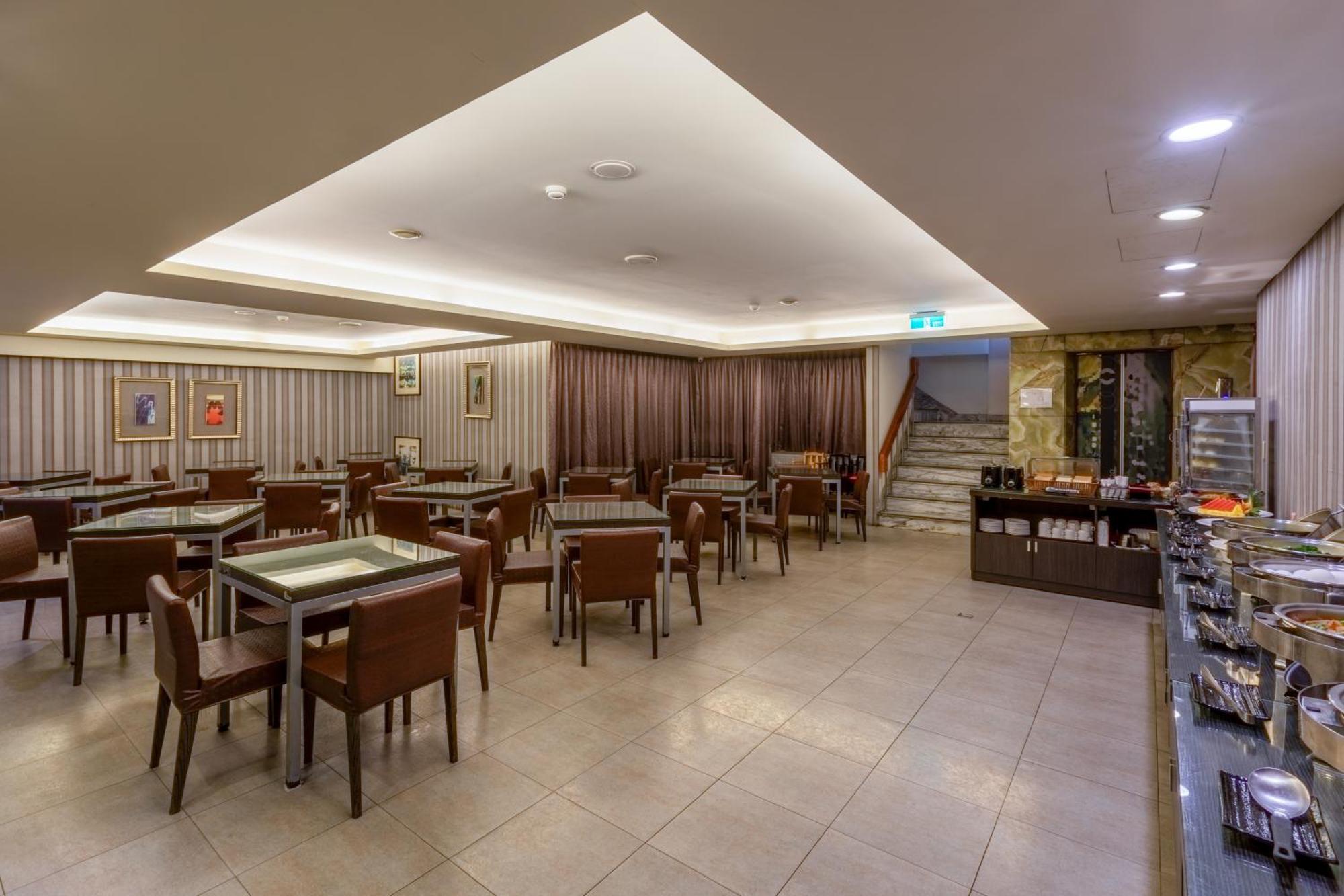 Ren Mei Fashion Hotel Đài Trung Ngoại thất bức ảnh