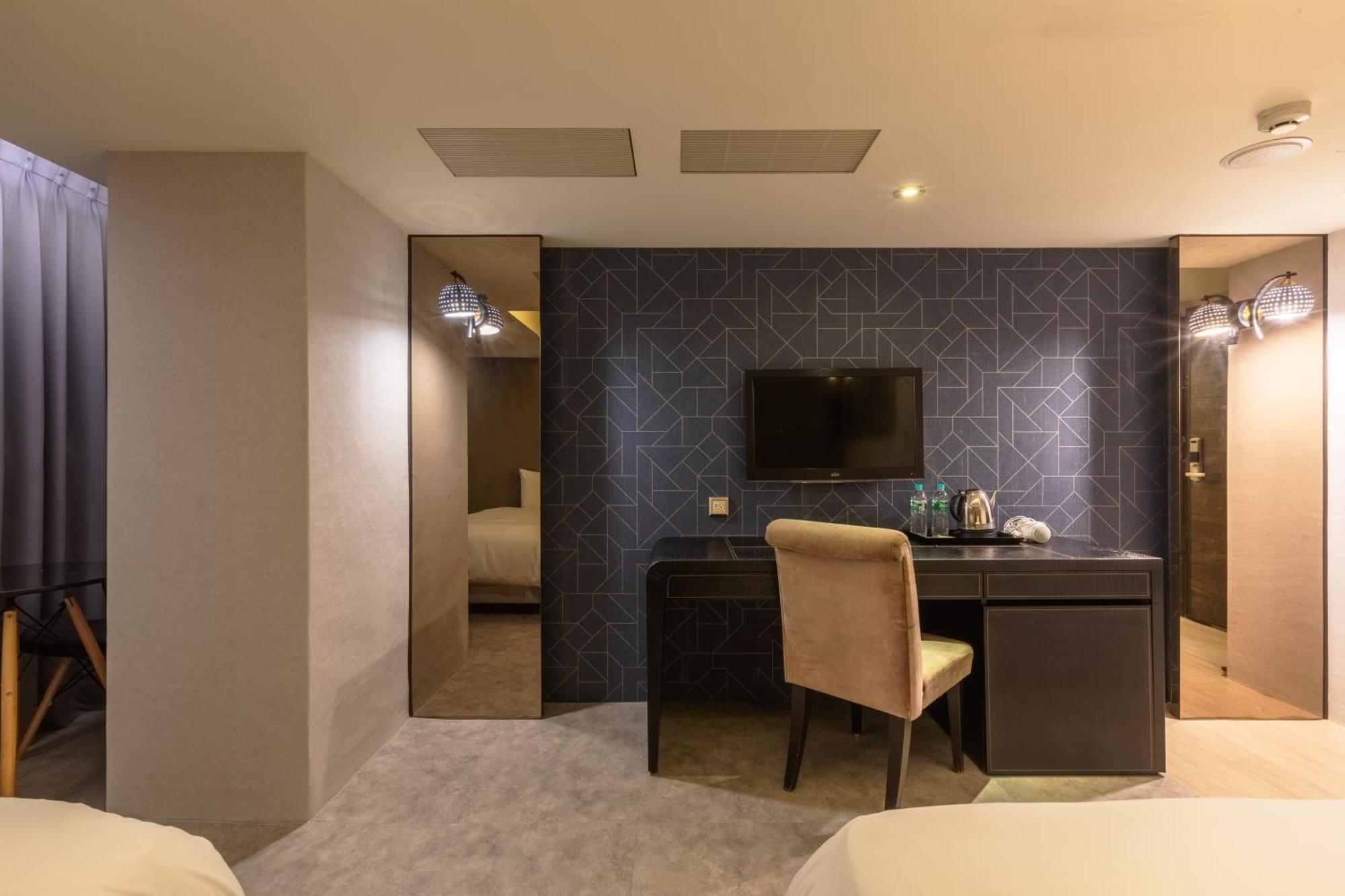 Ren Mei Fashion Hotel Đài Trung Phòng bức ảnh