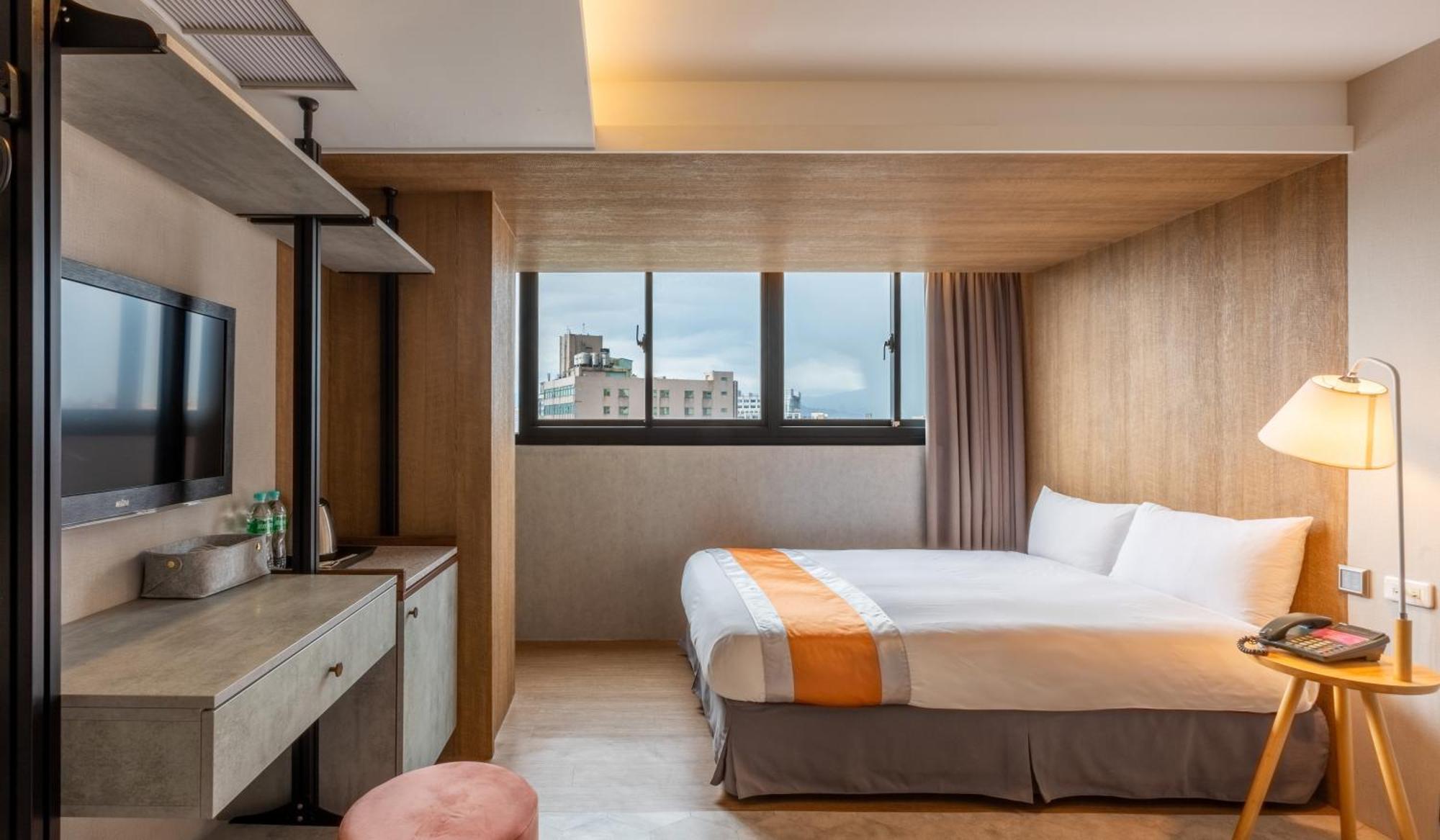 Ren Mei Fashion Hotel Đài Trung Ngoại thất bức ảnh