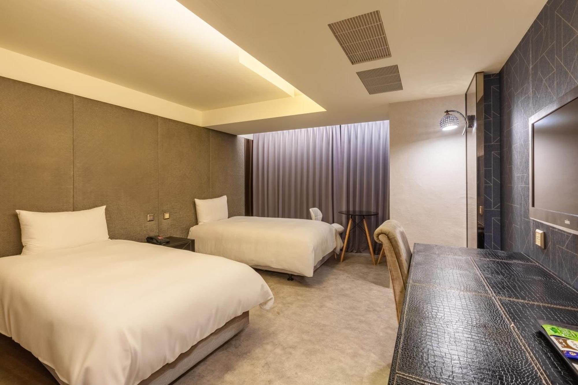 Ren Mei Fashion Hotel Đài Trung Phòng bức ảnh