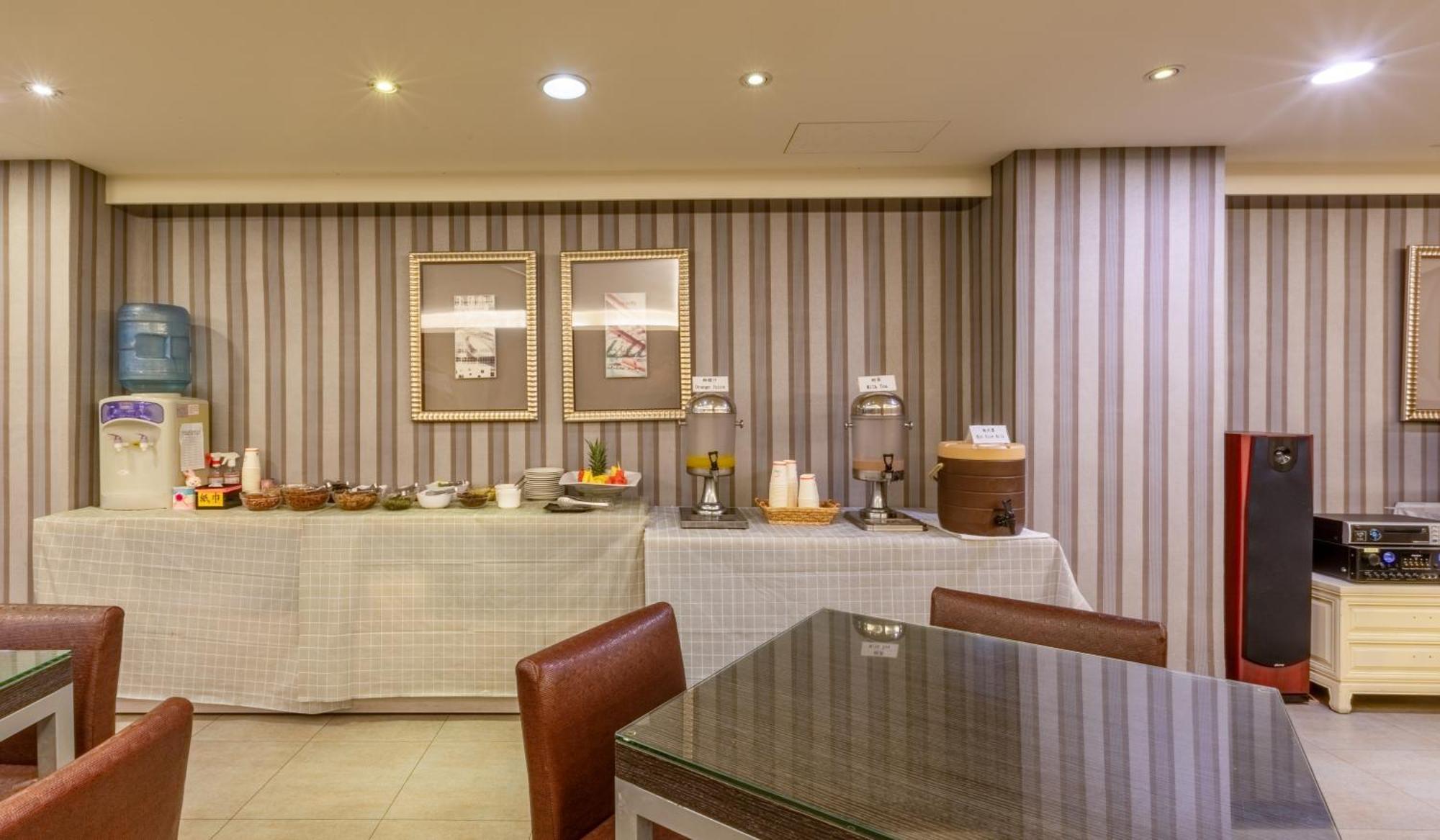 Ren Mei Fashion Hotel Đài Trung Ngoại thất bức ảnh