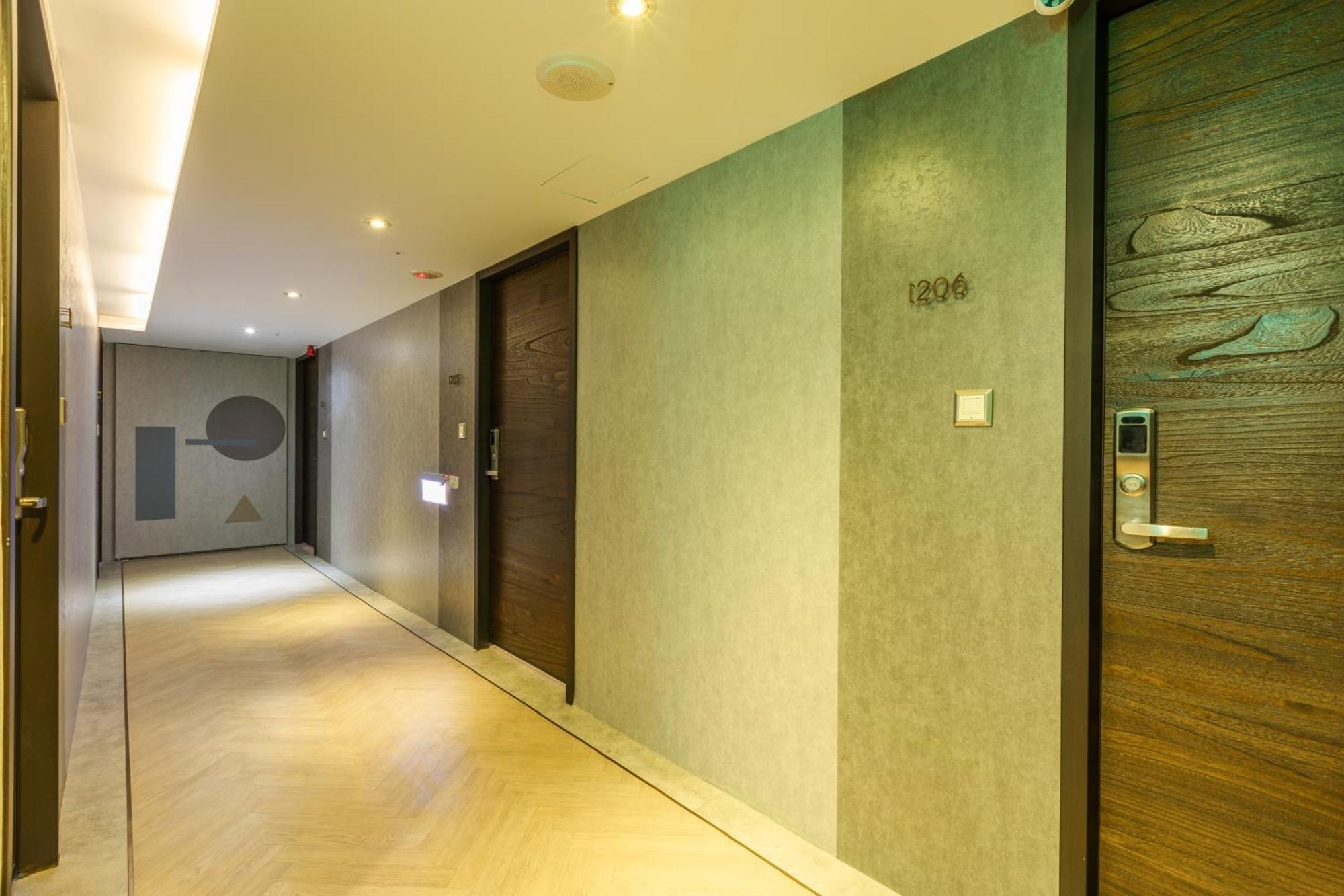 Ren Mei Fashion Hotel Đài Trung Ngoại thất bức ảnh