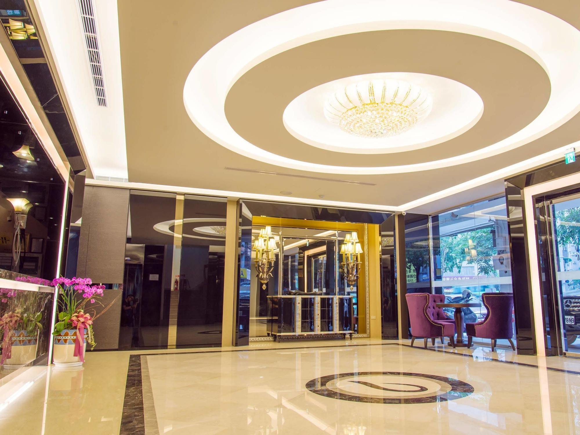 Ren Mei Fashion Hotel Đài Trung Ngoại thất bức ảnh