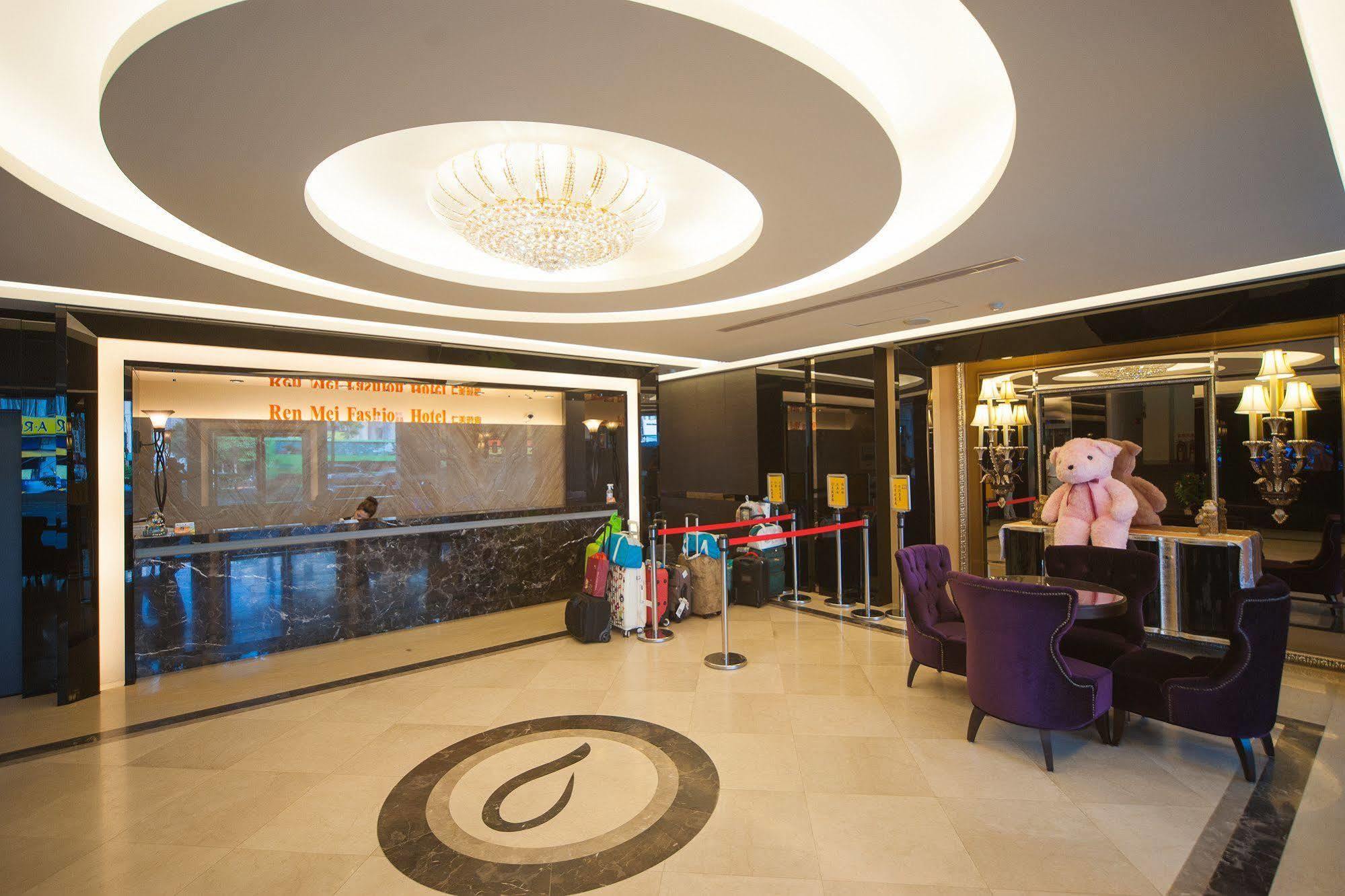 Ren Mei Fashion Hotel Đài Trung Ngoại thất bức ảnh