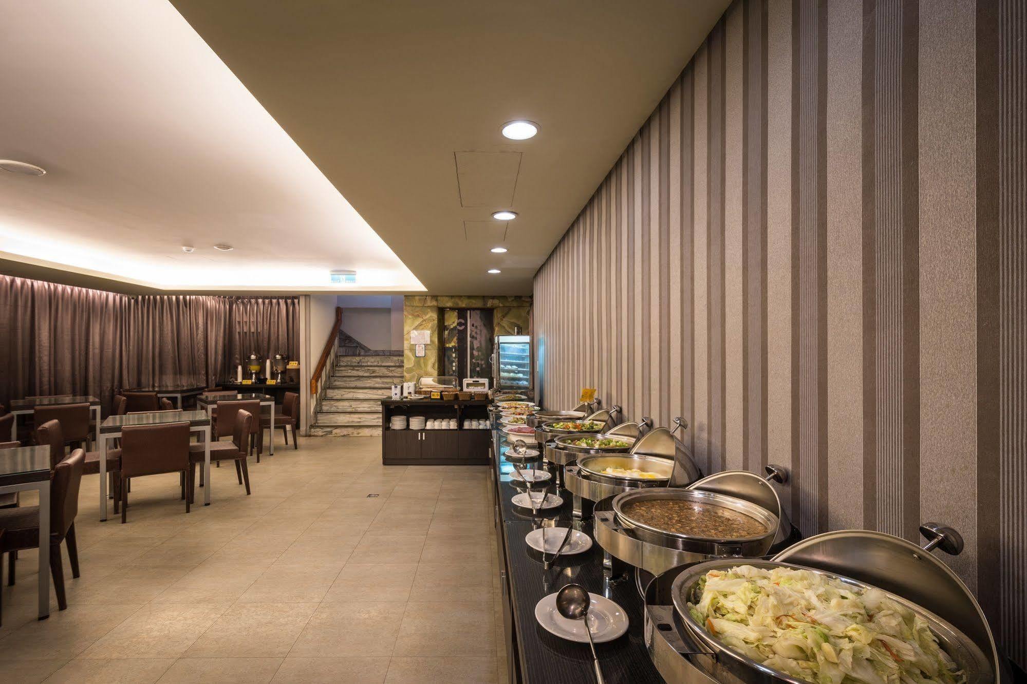Ren Mei Fashion Hotel Đài Trung Ngoại thất bức ảnh